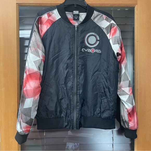DC Comics Justice League Cyborg Bomber Jacket. Size M - Picture 5 of 11